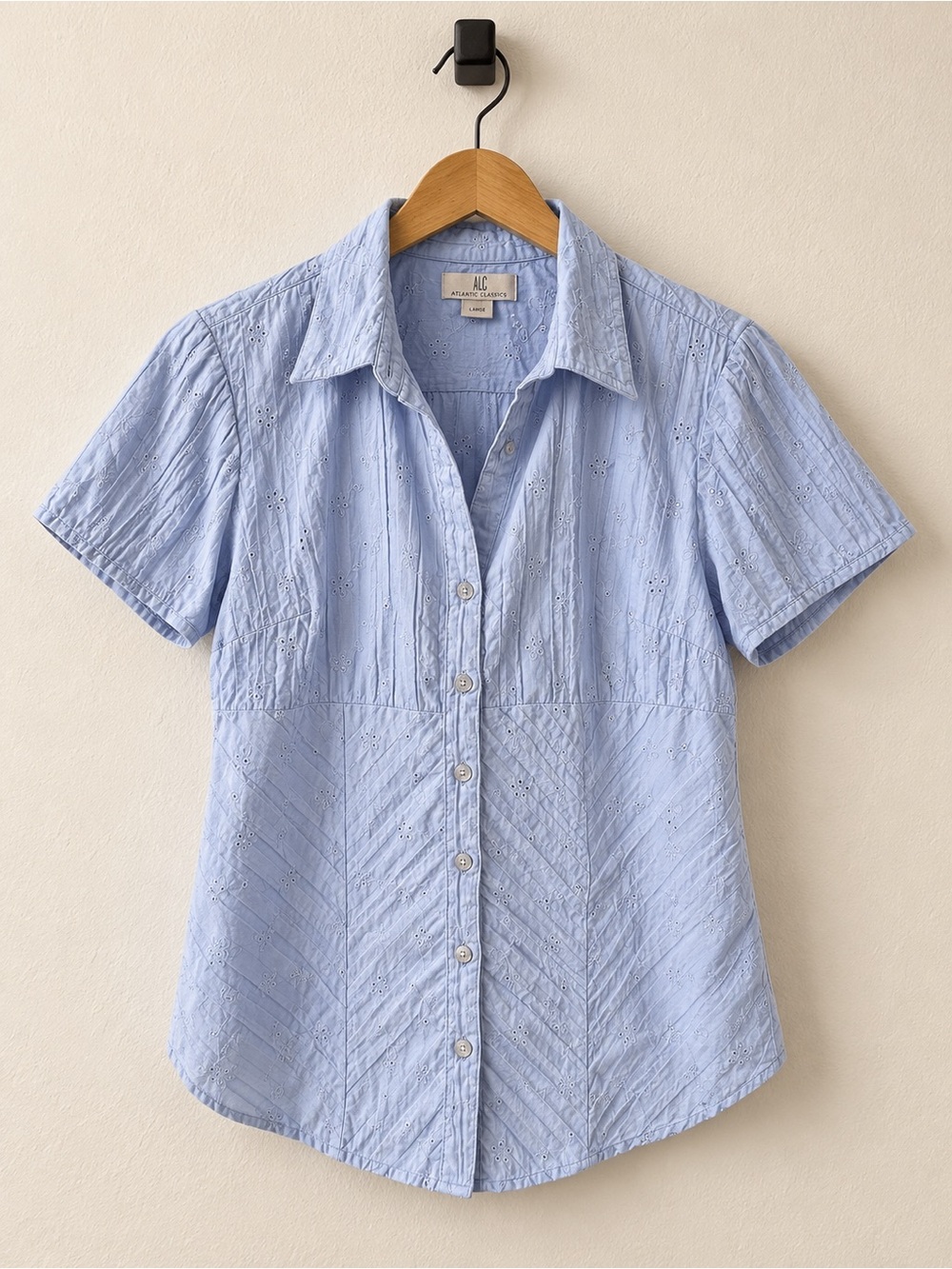 ALC Atlantic Classics Blue Eyelet Embroidered Button-Up Blouse Large